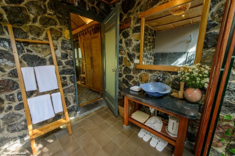 Premium Tonkin Garden Bungalow